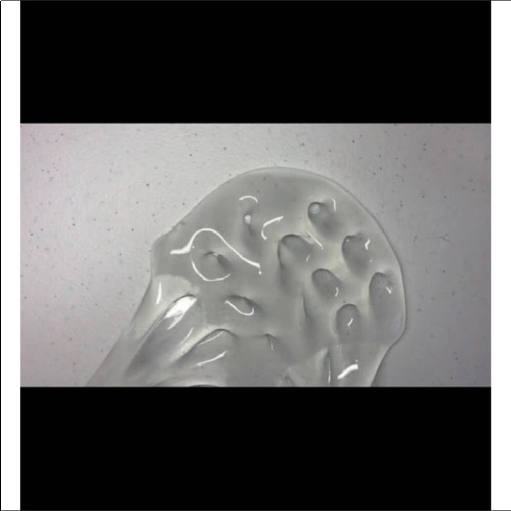6oz clear slime ....smooth to touch